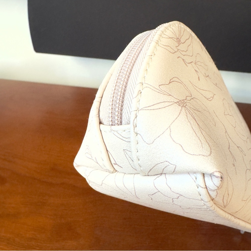 Azaria Cosmetic Pouch - Picture 6 of 10